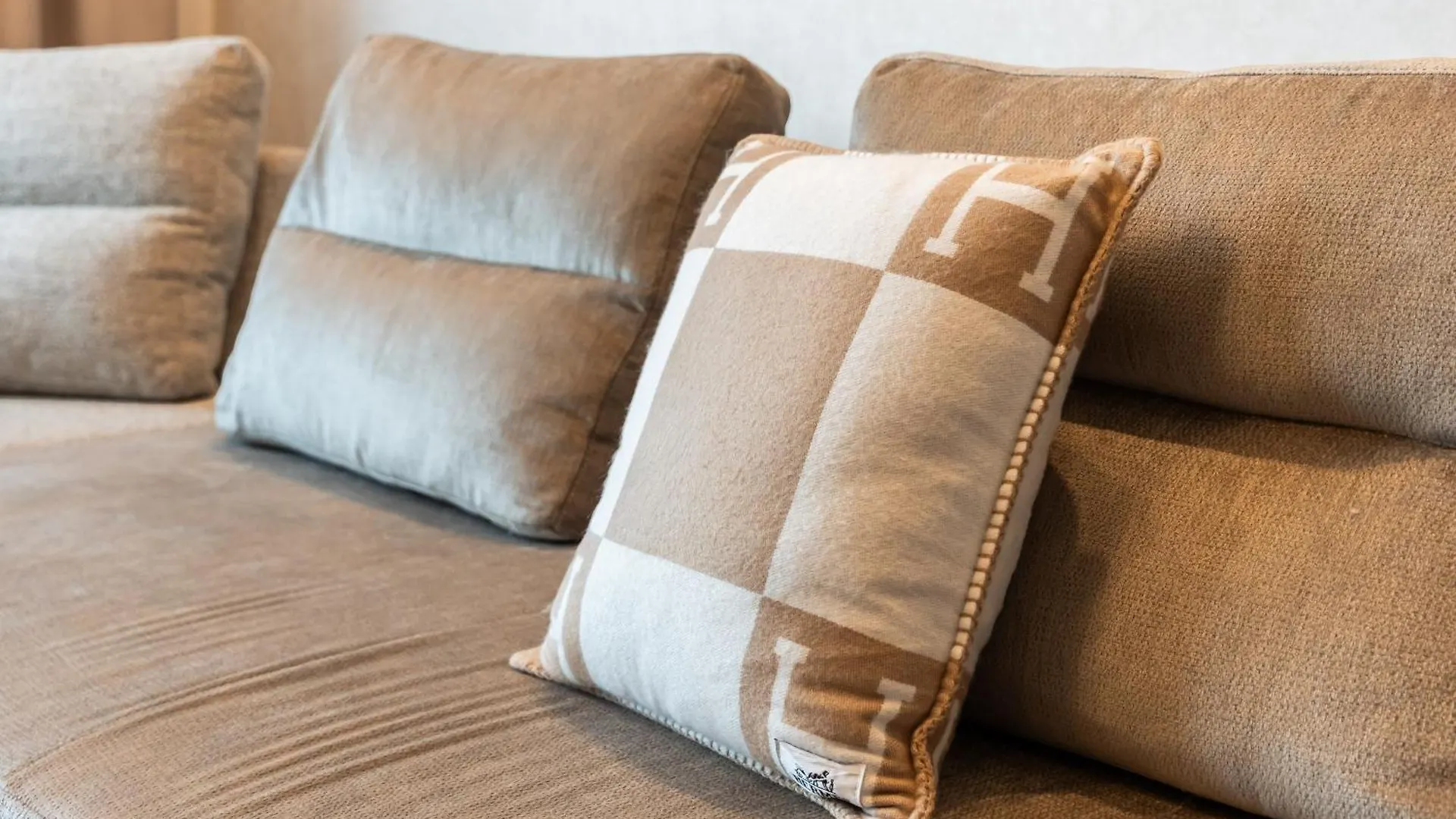 Spacious Apartment - Dubai Creek Harbour By Dustay Dom wakacyjny